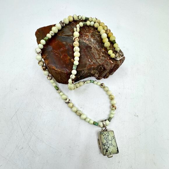 Vintage Jewelry - Vintage Beaded Rare Spotted Jasper & Sterling Silver Pendant Necklace
